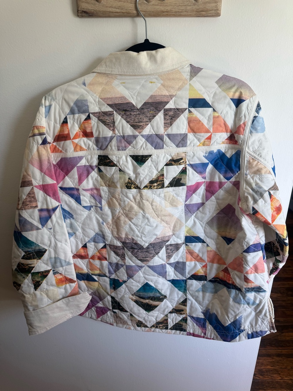 Quilted Sunset Patterned Jacket - Picture 2 of 7